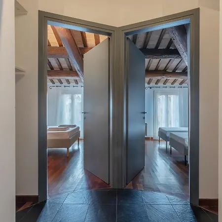 Apartment Piazza Trento Trieste Il Listone Exclusive Ferrara